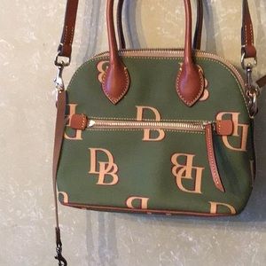 Dooney & Bourke purse